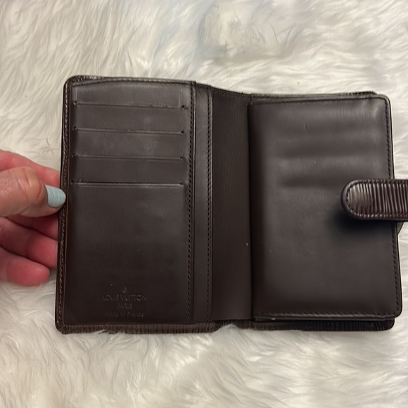 Authentic Louis Vuitton Vernis brown wallet - Picture 12 of 16